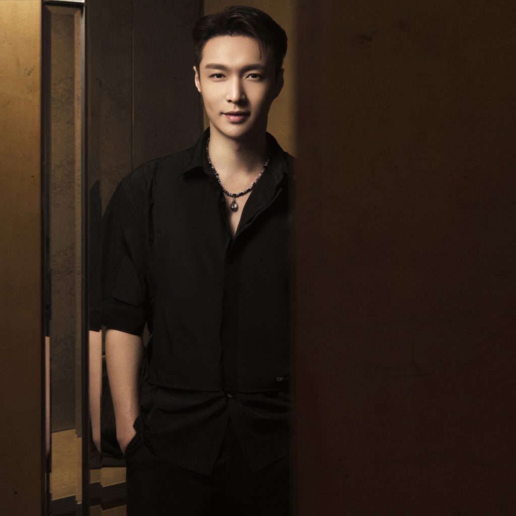 Lay Zhang for his new song Bee With You