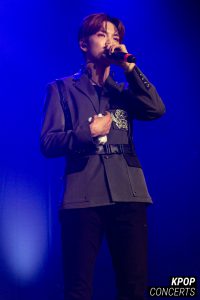 Concert photo of VERIVERY in Los Angeles for their 1st US Tour