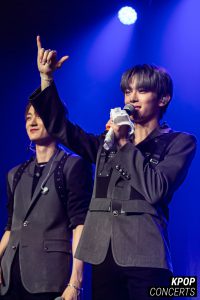 Concert photo of VERIVERY in Los Angeles for their 1st US Tour