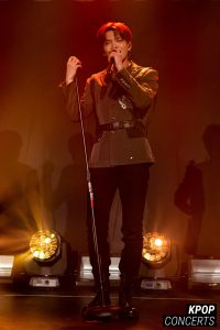 Concert photo of VERIVERY in Los Angeles for their 1st US Tour