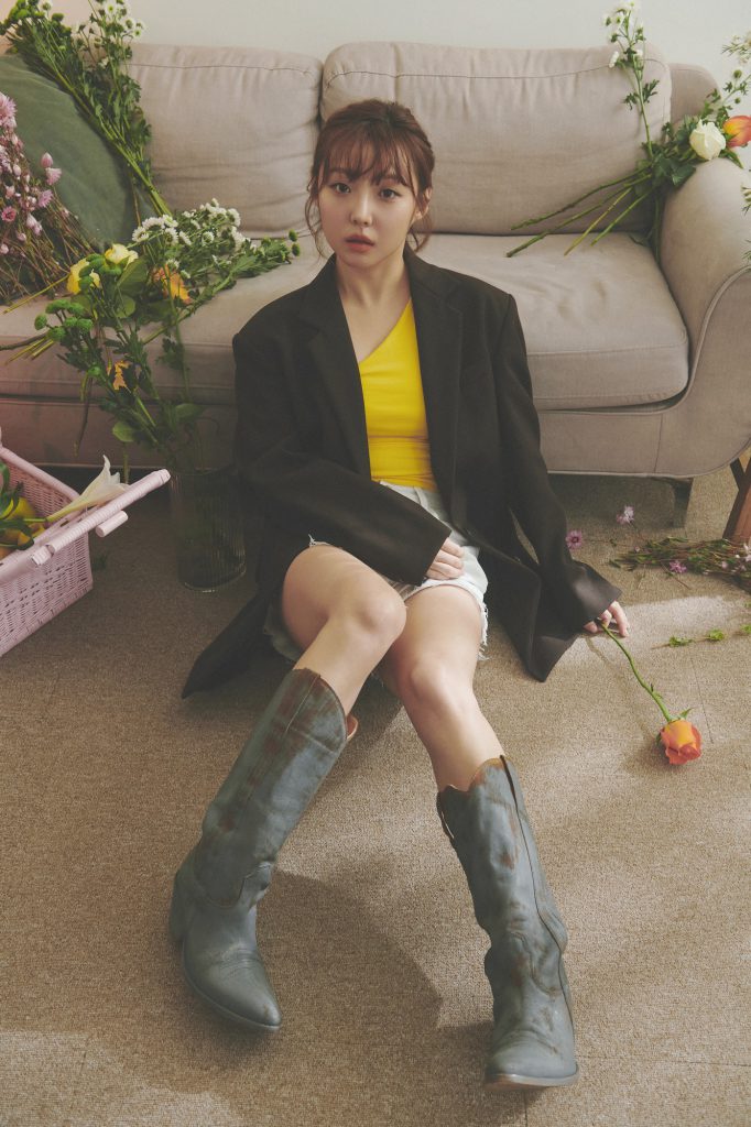 Min from Miss A Promoting new single Hit Me Up with JMIN