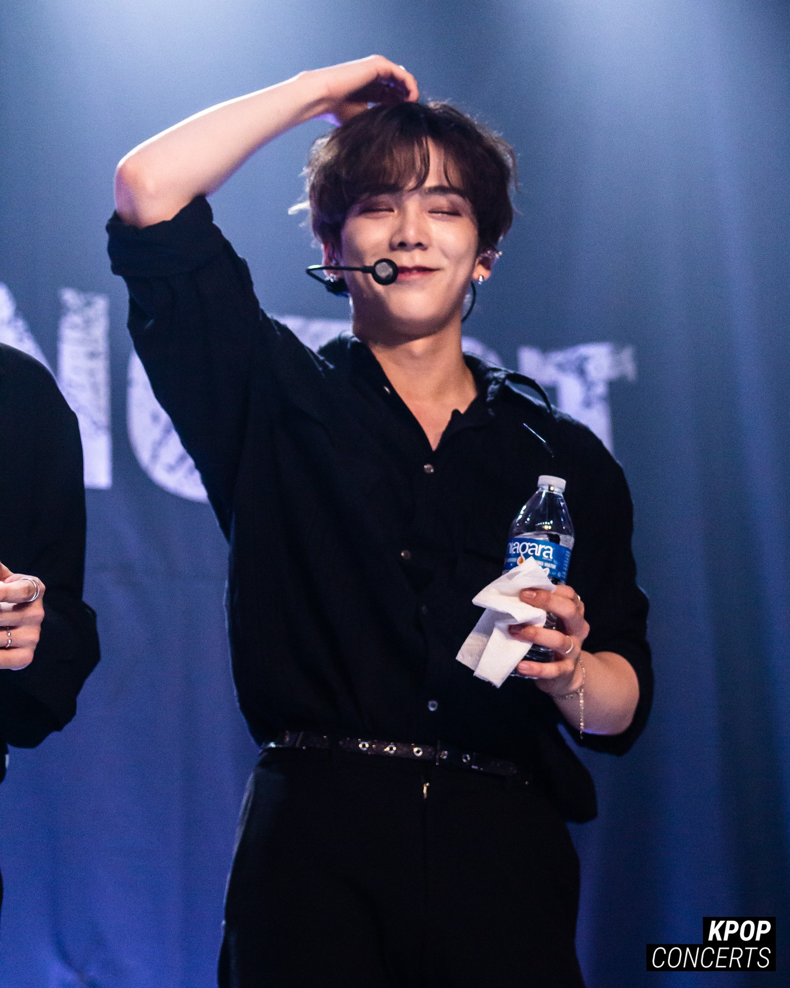 VERIVERY performing at their 2022 VERIVERY CONCERT PAGE : O concert at the Vermont Theater in Los Angeles