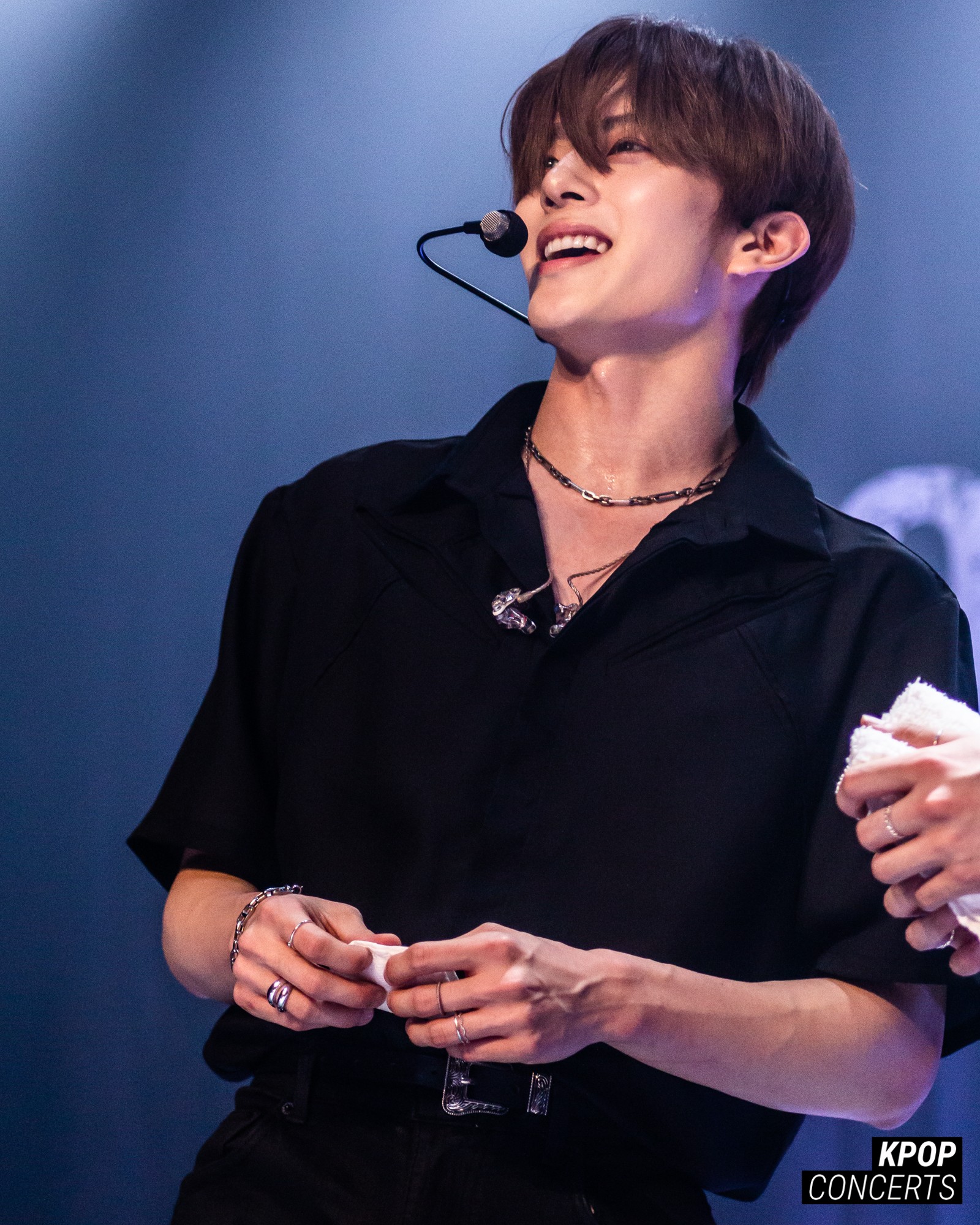 VERIVERY performing at their 2022 VERIVERY CONCERT PAGE : O concert at the Vermont Theater in Los Angeles