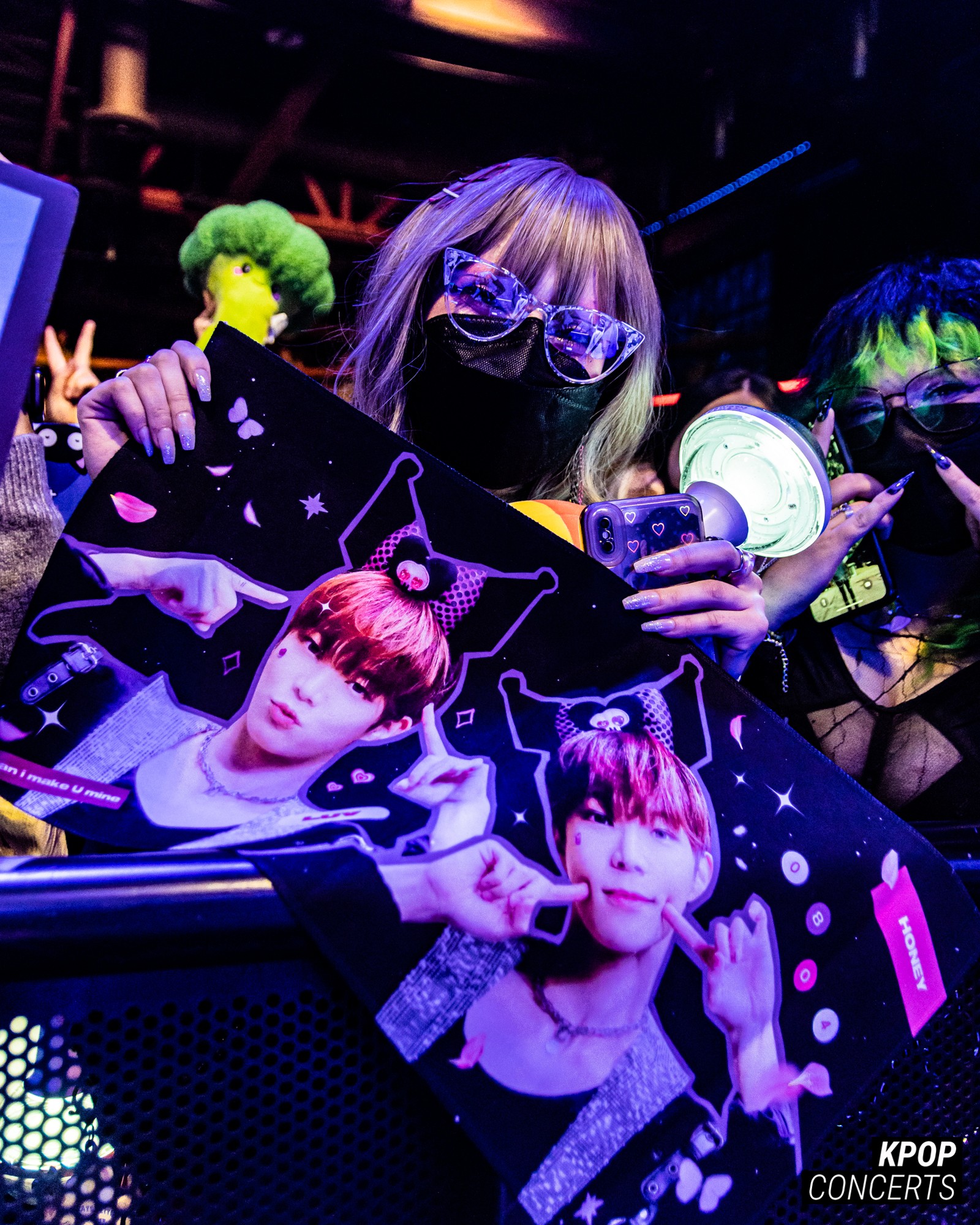 VERIVERY performing at their 2022 VERIVERY CONCERT PAGE : O concert at the Vermont Theater in Los Angeles