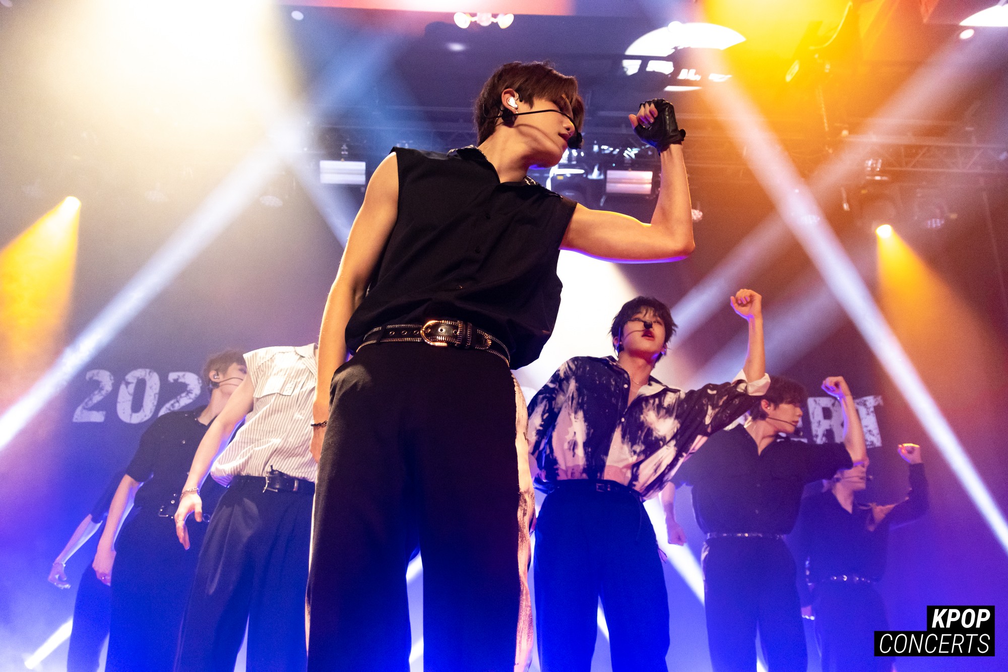 VERIVERY performing at their 2022 VERIVERY CONCERT PAGE : O concert at the Vermont Theater in Los Angeles
