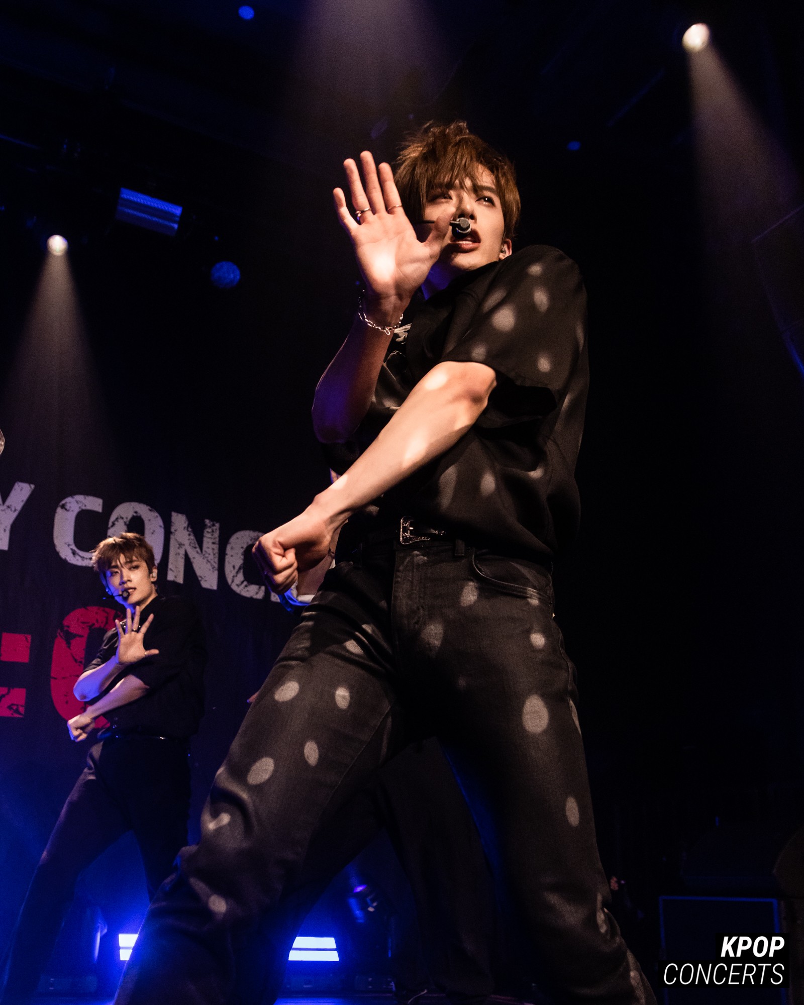 VERIVERY performing at their 2022 VERIVERY CONCERT PAGE : O concert at the Vermont Theater in Los Angeles