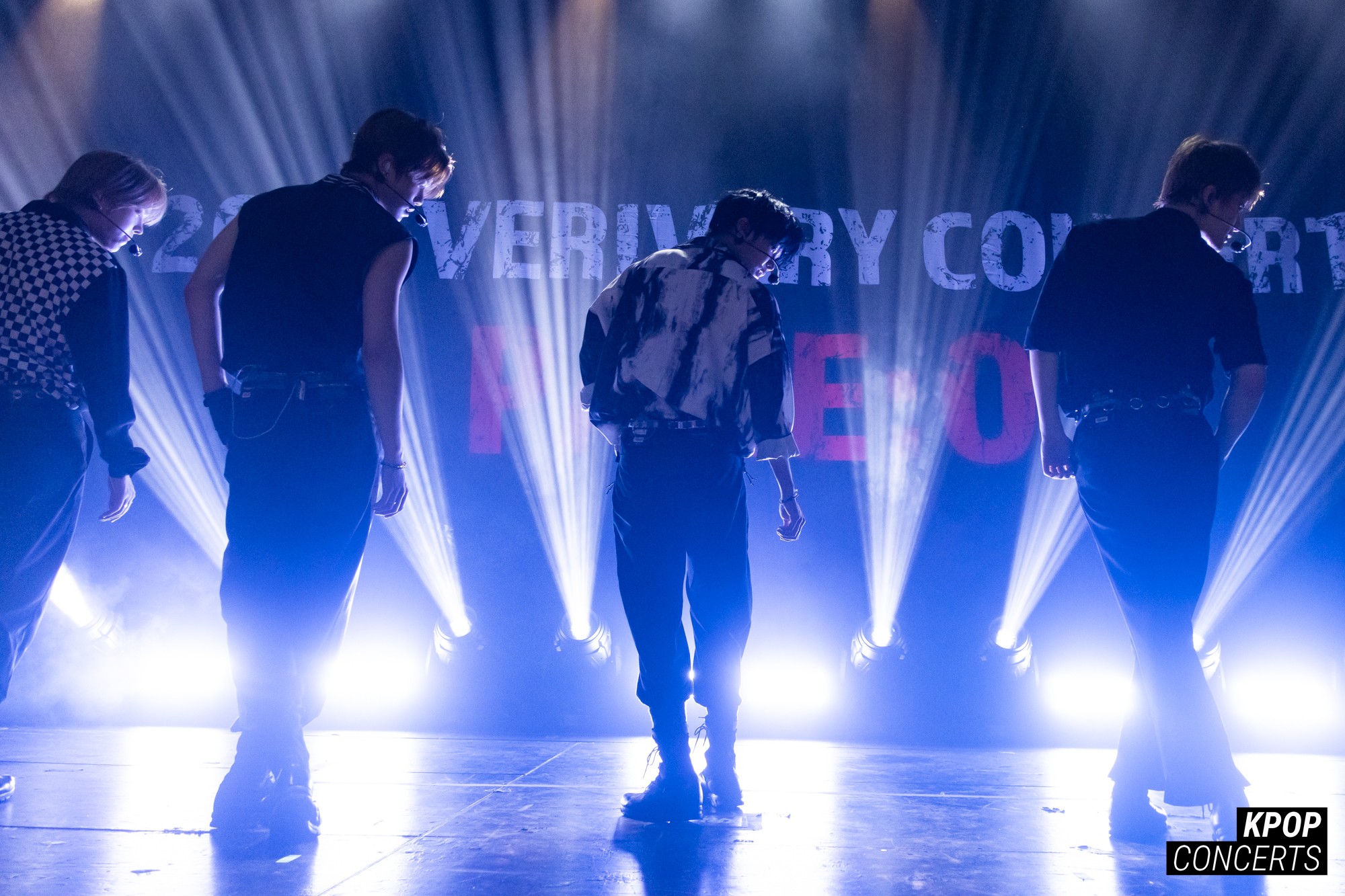 VERIVERY performing at their 2022 VERIVERY CONCERT PAGE : O concert at the Vermont Theater in Los Angeles
